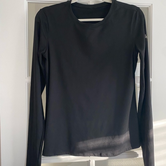 ALO Yoga Tops - ALO Yoga Black Long Sleeve Top